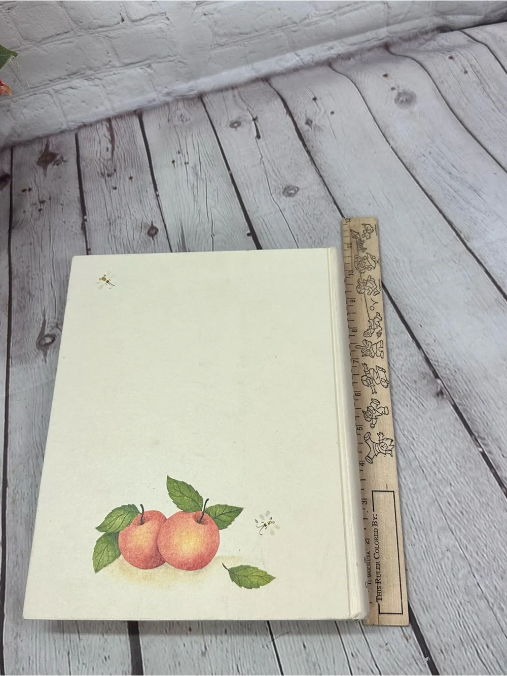 vtg 1983 Connecticut à la Carte hardback Cookbook country cottage retro coastal